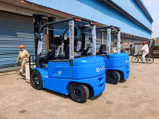 EEC Scooter/Motorcycle 4000W Motor Opai Patent Model with Big Power and Fast Speed